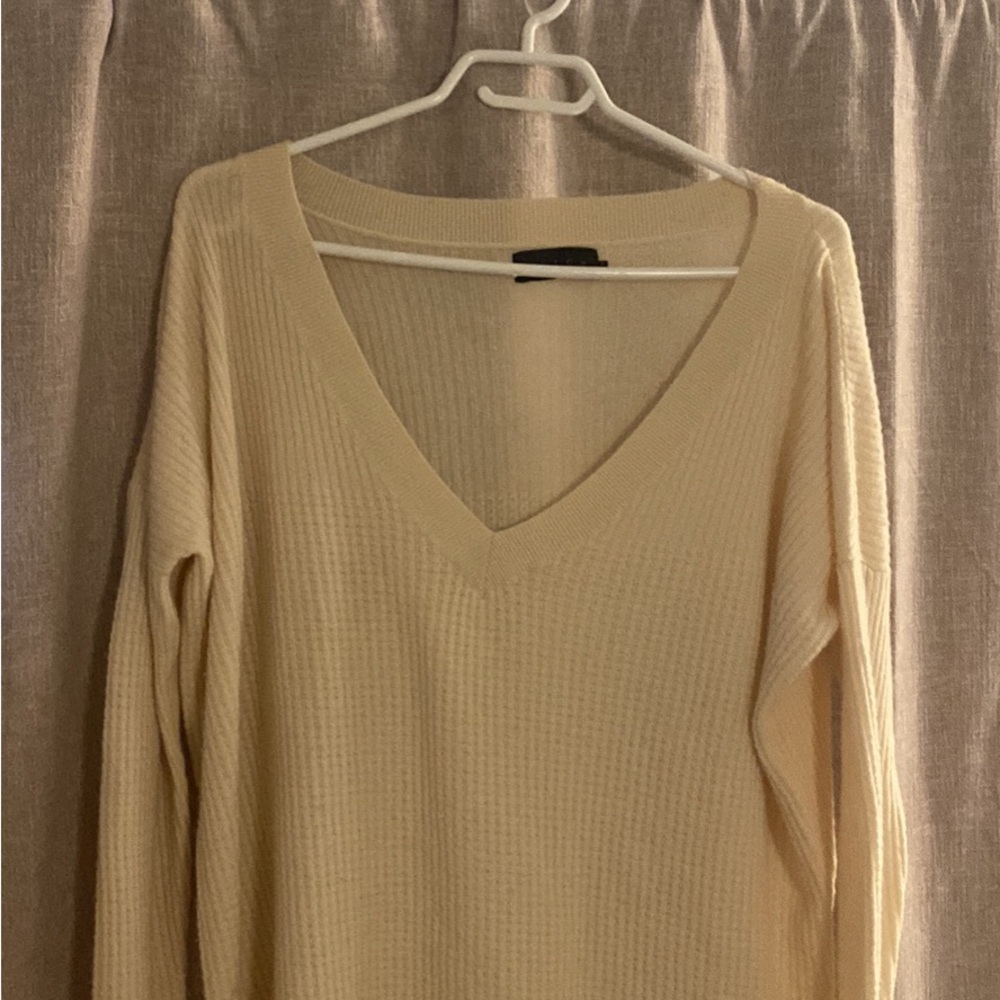Hatch Cream V-Neck Sweater